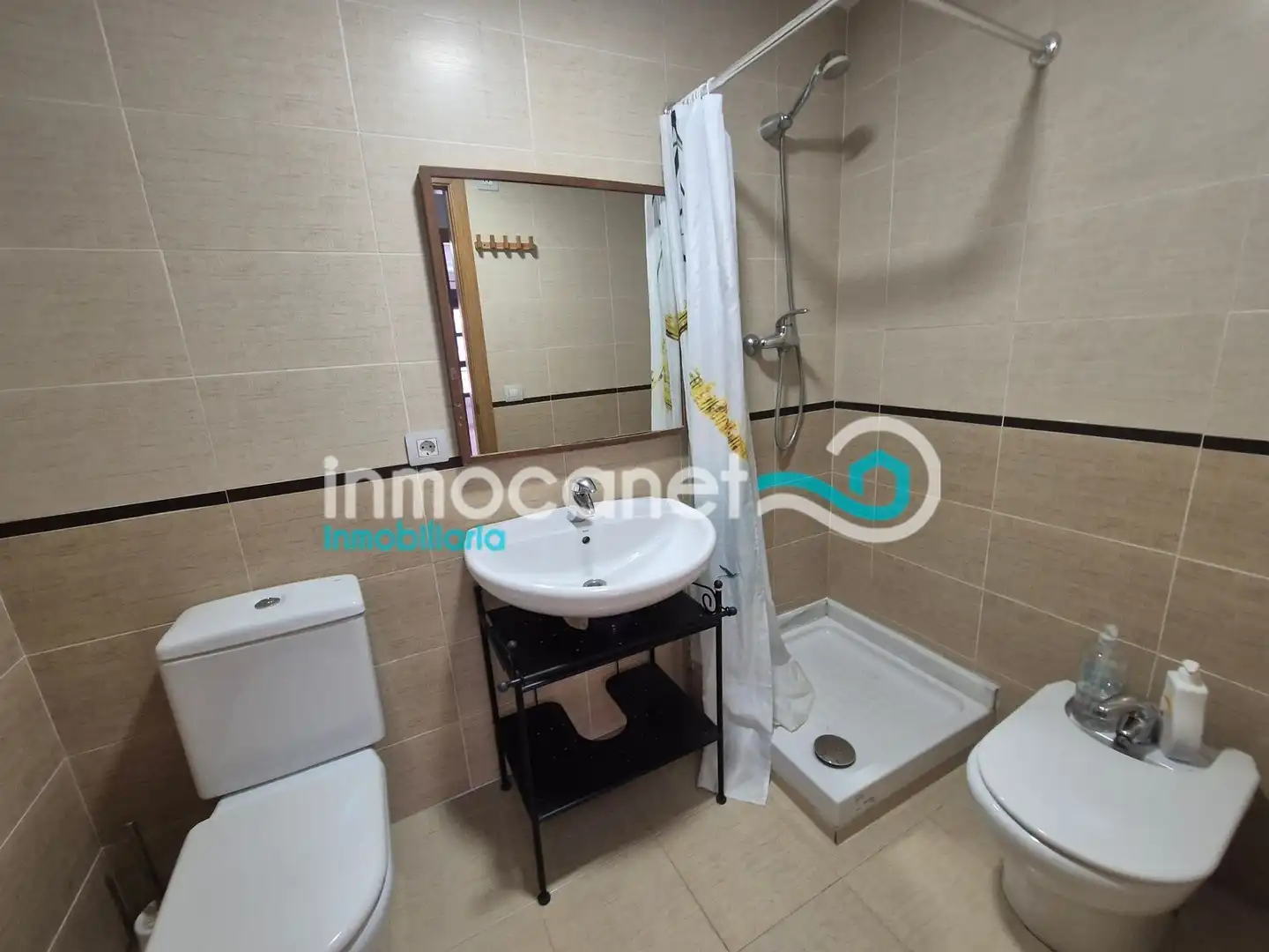 Baño de Apartamento en venta en Oliva con Trastero y Balcón