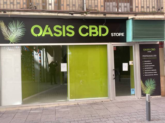 Local comercial en Alquiler en Democràcia en Centre Històric