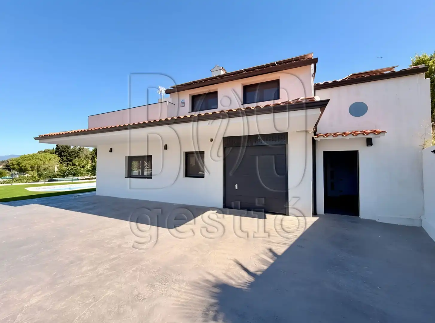 Vista exterior de Casa o xalet en venda en Els Pallaresos amb Aire condicionat, Calefacció i Jardí privat