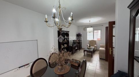 Foto 4 de Casa adosada en venda a Torre Cruz - Los Molinos, Utrera