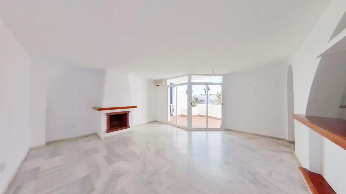 Piso con piscina en venta en Calahonda, imagen 16