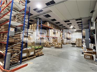 Nau industrial amb ascensor en venda a Carrer Can Pau Birol 32