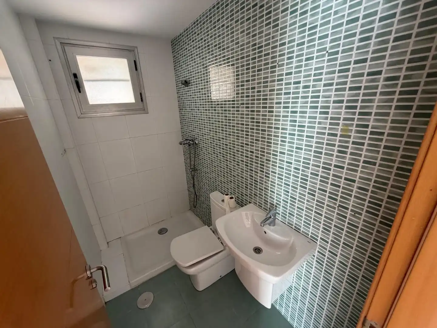 Bathroom of Flat for sale in Finestrat