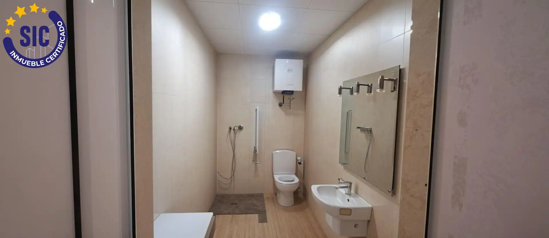 Baño de Nave industrial en venta en El Genovés