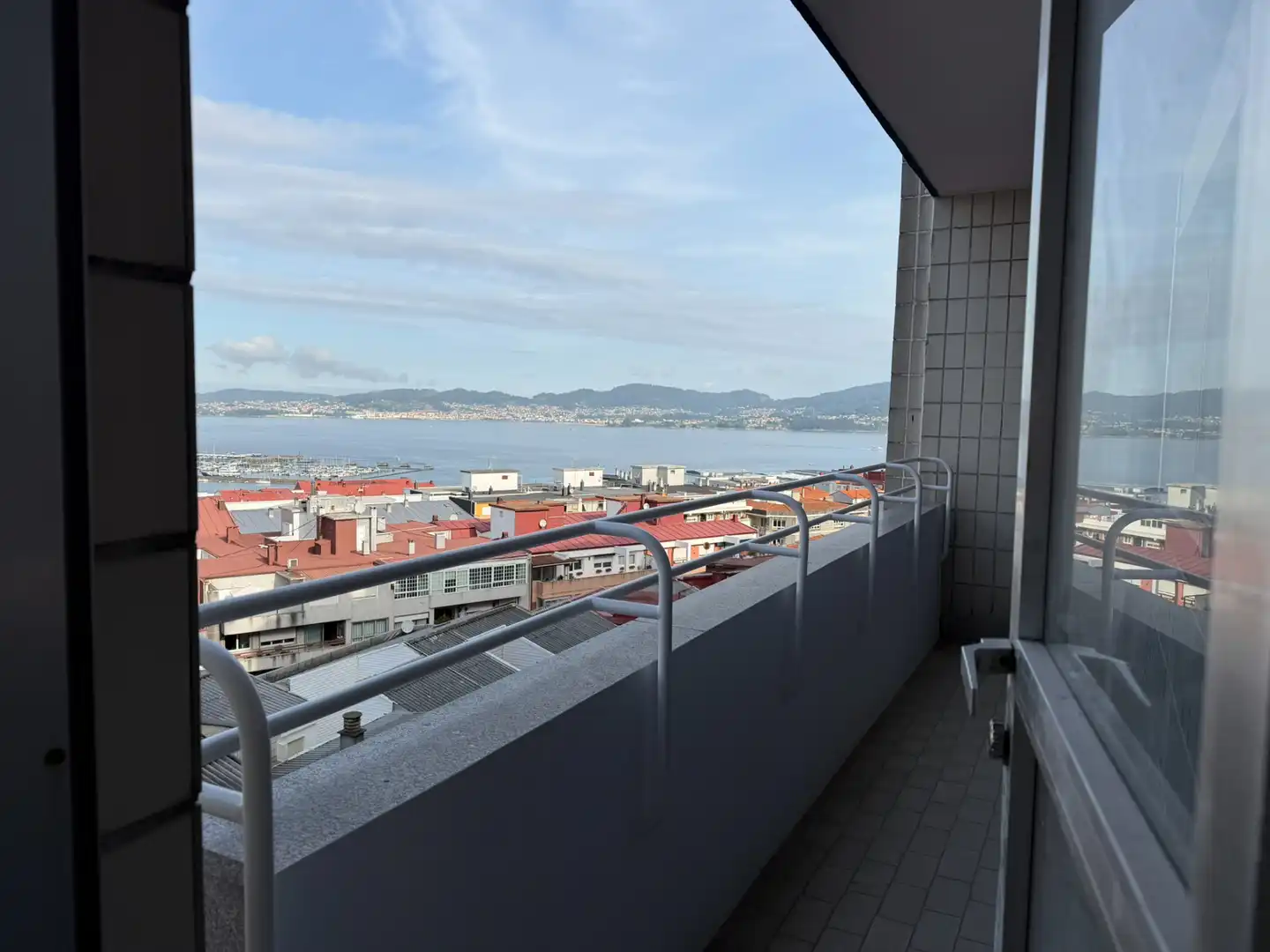 Terraza de Piso de alquiler en Vigo  con Calefacción, Parquet y Trastero