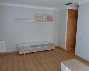 Living room of Apartment to rent in Maracena  with Air Conditioner and Balcony