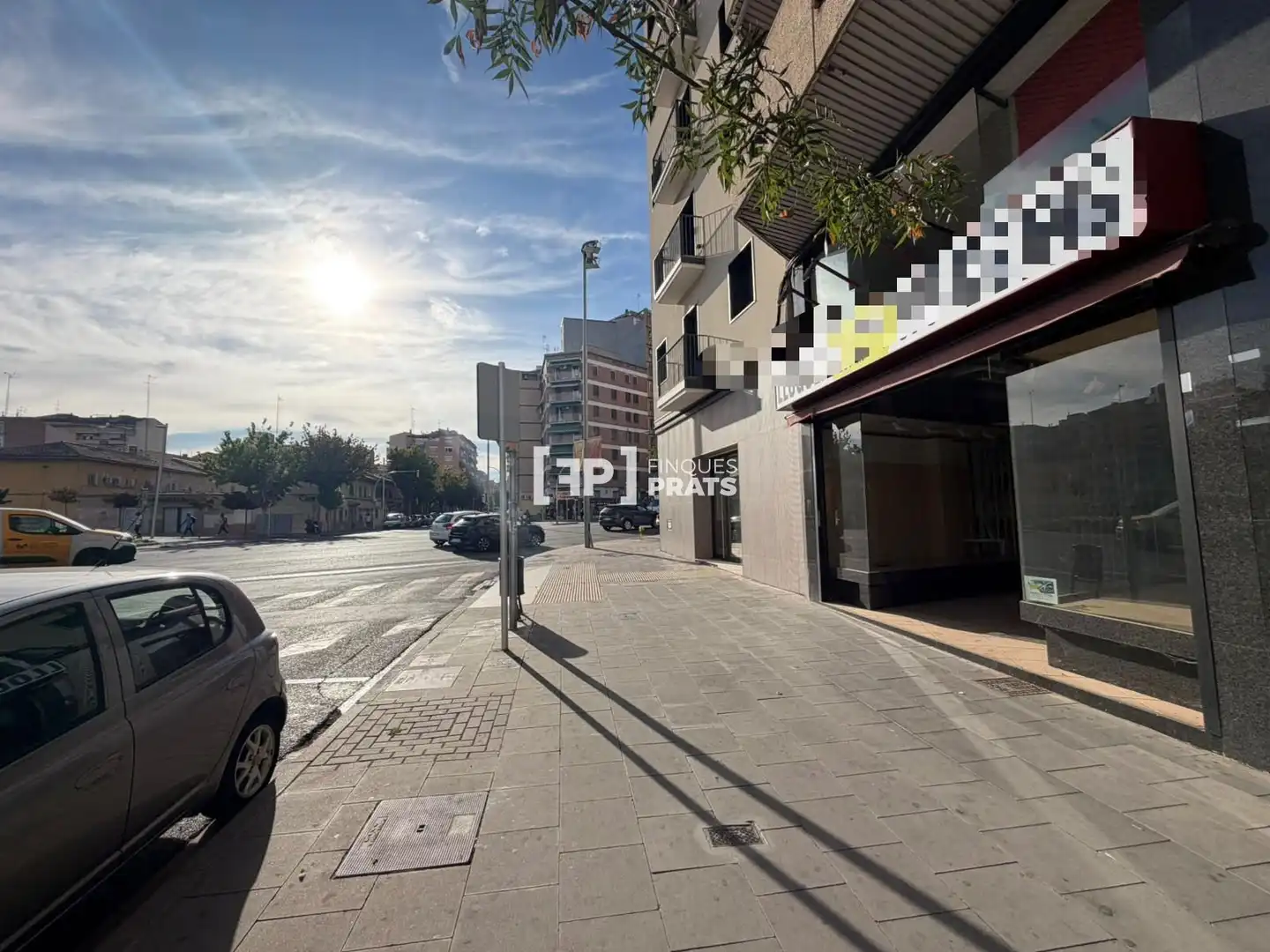 Business premises to rent in Lluis companys, imagen 2