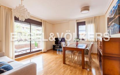 Sala d'estar de Apartament en venda en Las Rozas de Madrid amb Aire condicionat, Calefacció i Parquet