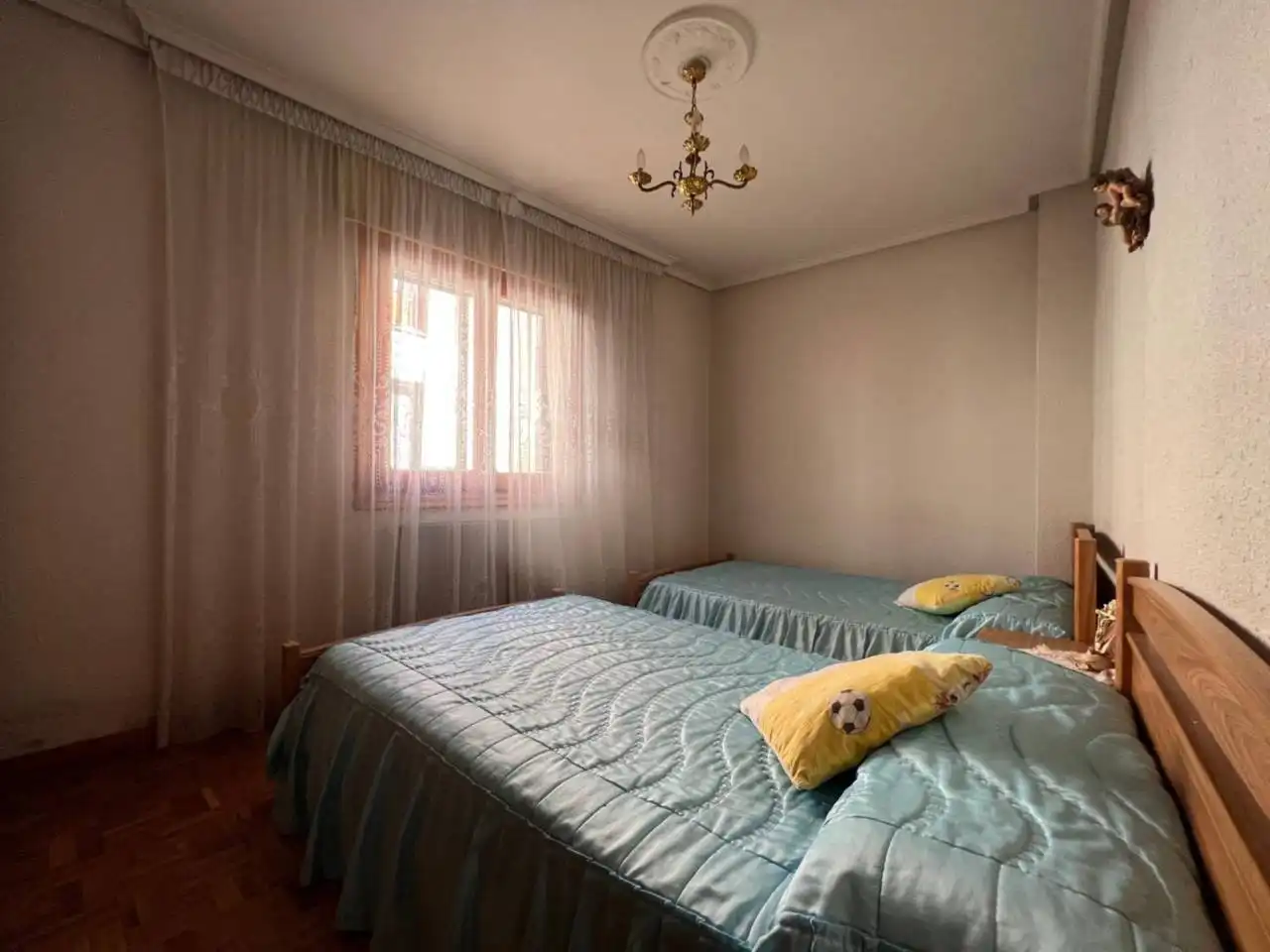 Dormitori de Casa o xalet en venda en Lerma amb Calefacció i Terrassa