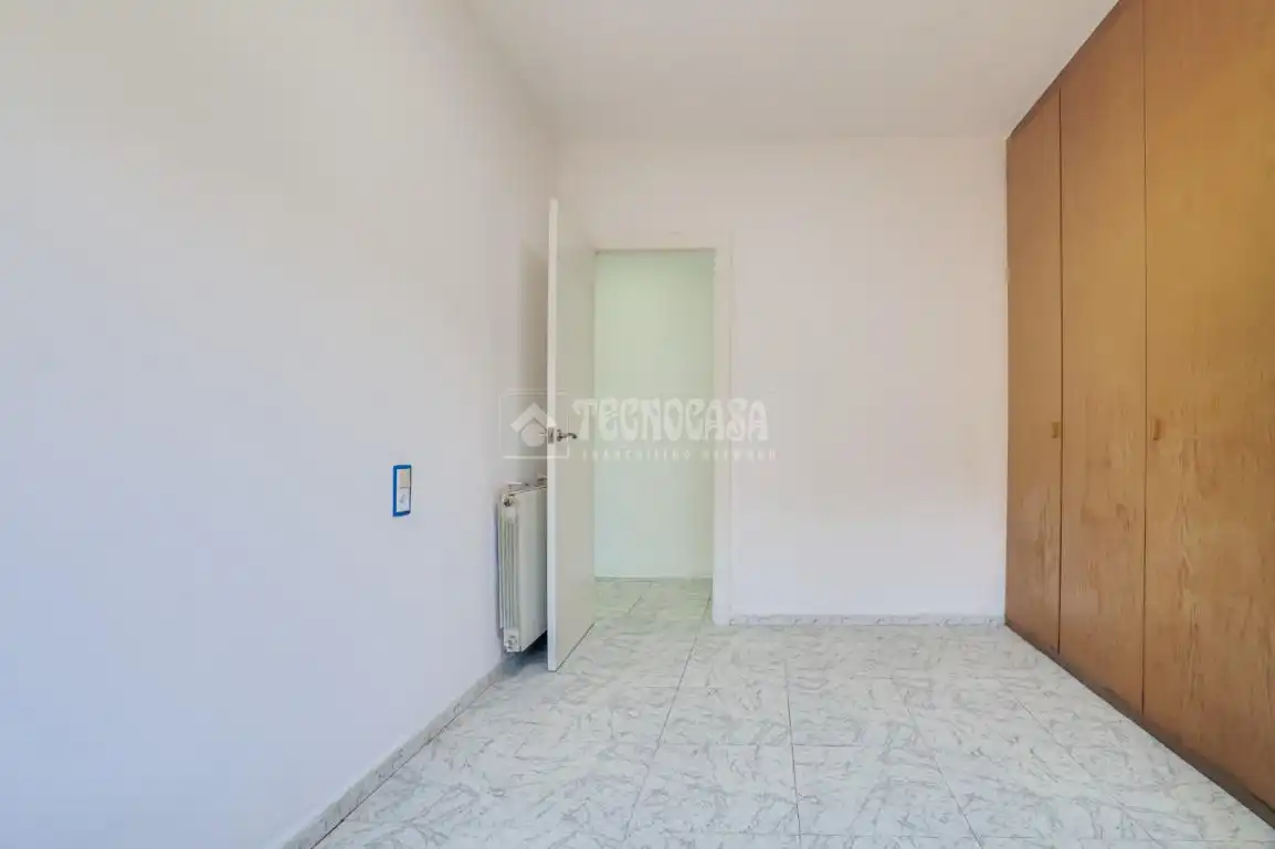Wohnung zum Verkauf in Terrassa mit Heizung und Terrasse