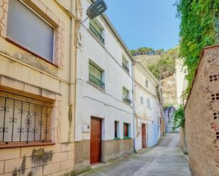 Exterior view of House or chalet for sale in Falces  with Storage room