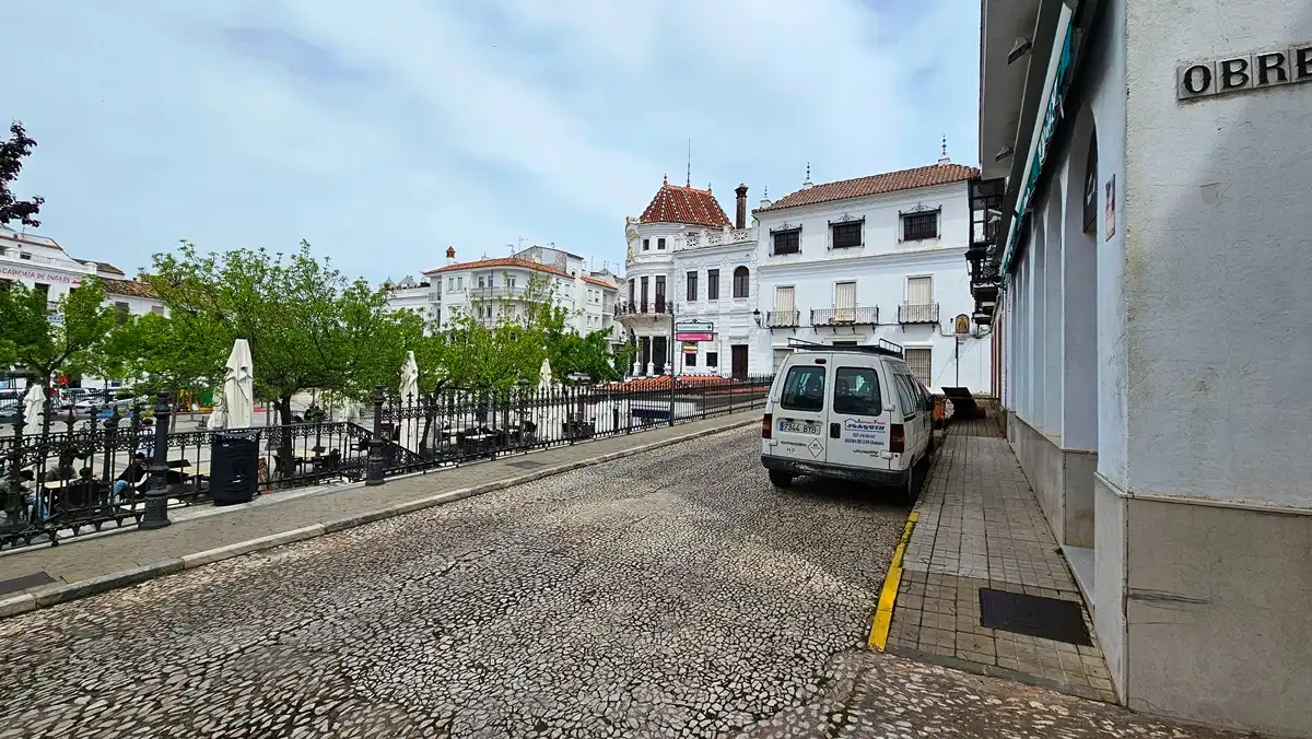 Vista exterior de Local en venda en Aracena