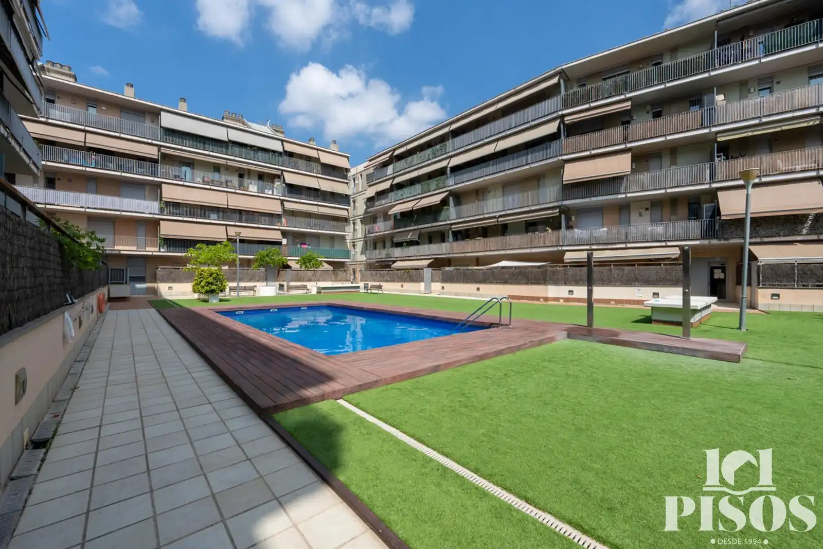 Piscina de Pis en venda en Sant Cugat del Vallès amb Calefacció, Terrassa i Piscina