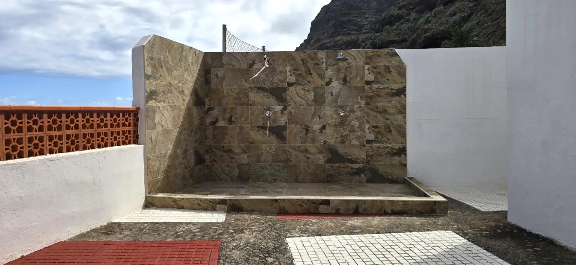 Baño de Piso en venta en San Cristóbal de la Laguna con Balcón y Piscina comunitaria