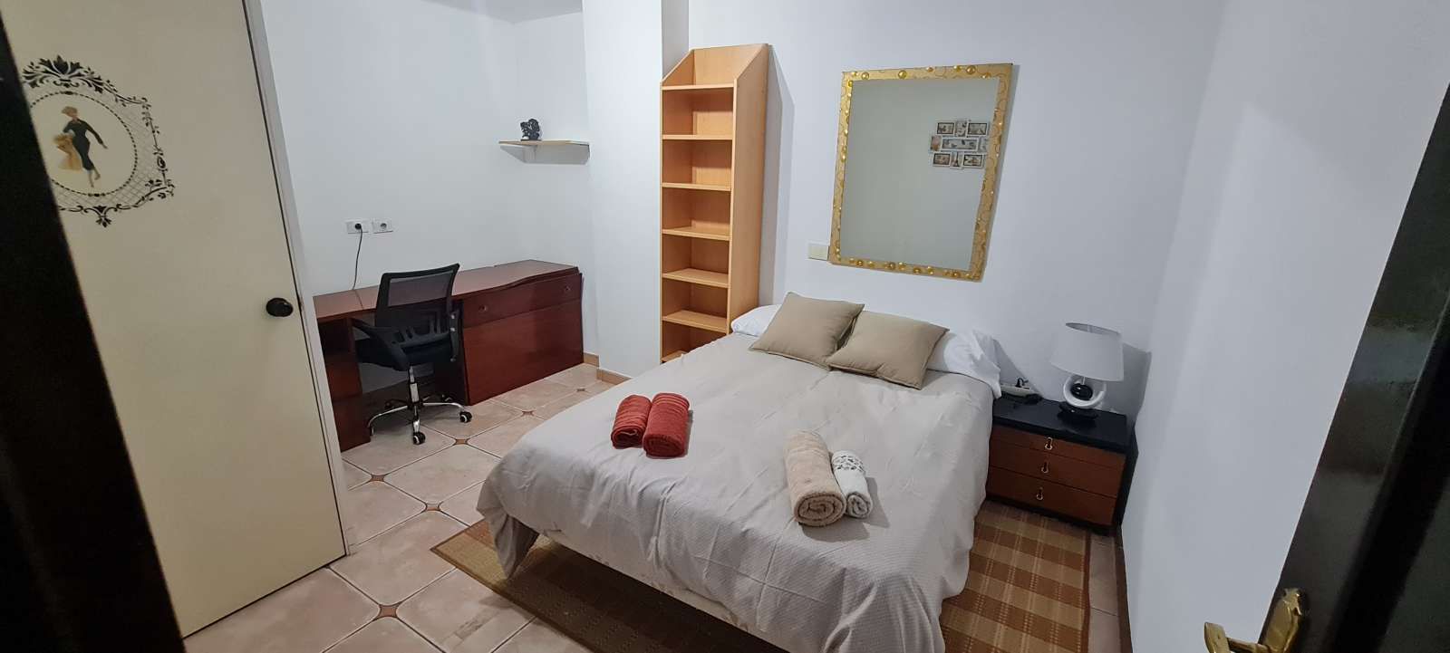 Habitación de Piso para compartir en Vigo  con Aire acondicionado y Terraza