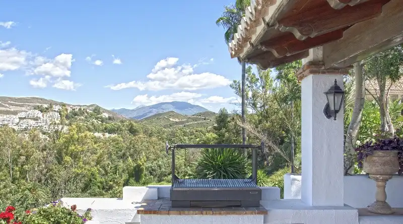 Detached house with pool for sale in Nueva Andalucía, imagen 16