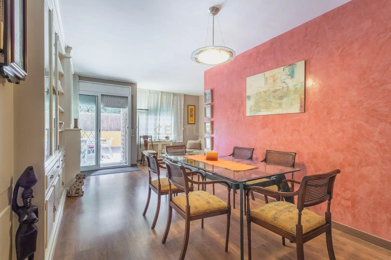Comedor de Apartamento en venta en Sant Feliu de Llobregat con Trastero y Balcón