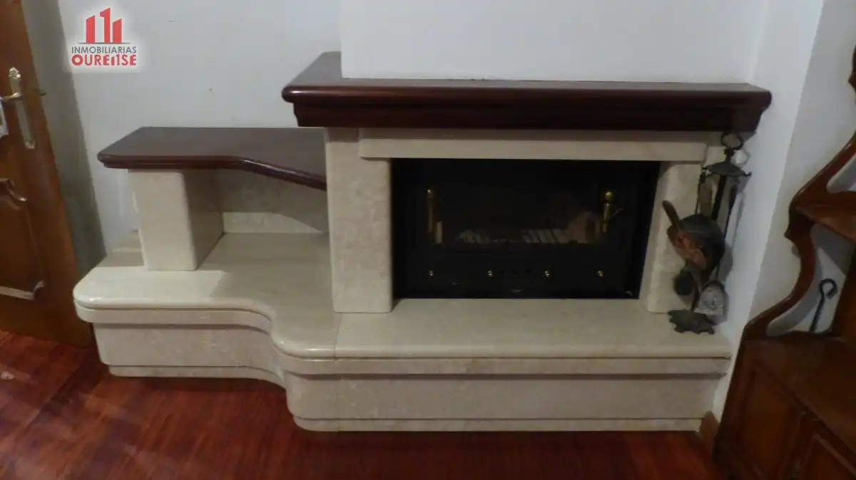 Living room of Houses for sale in Ourense Capital   with Heating, Terrace and Storage room