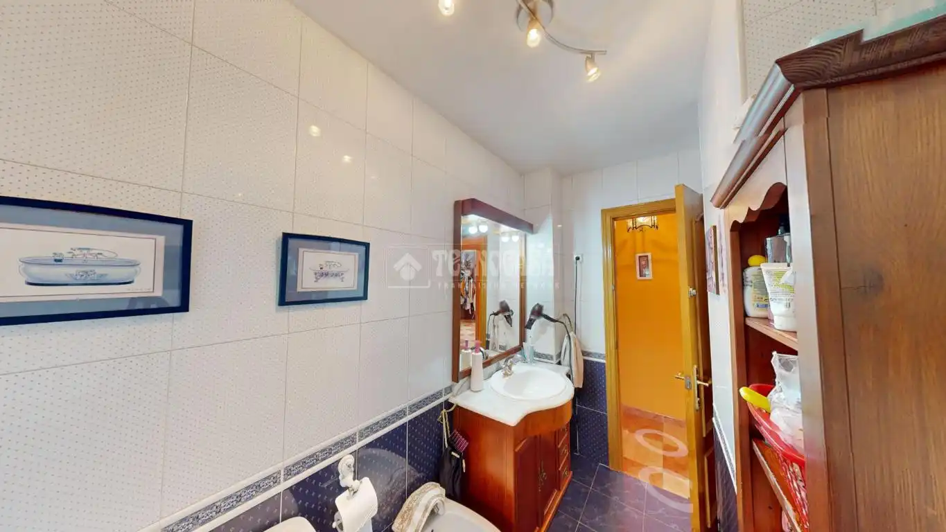 Badezimmer von Wohnung zum Verkauf in El Casar mit Schwimmbad