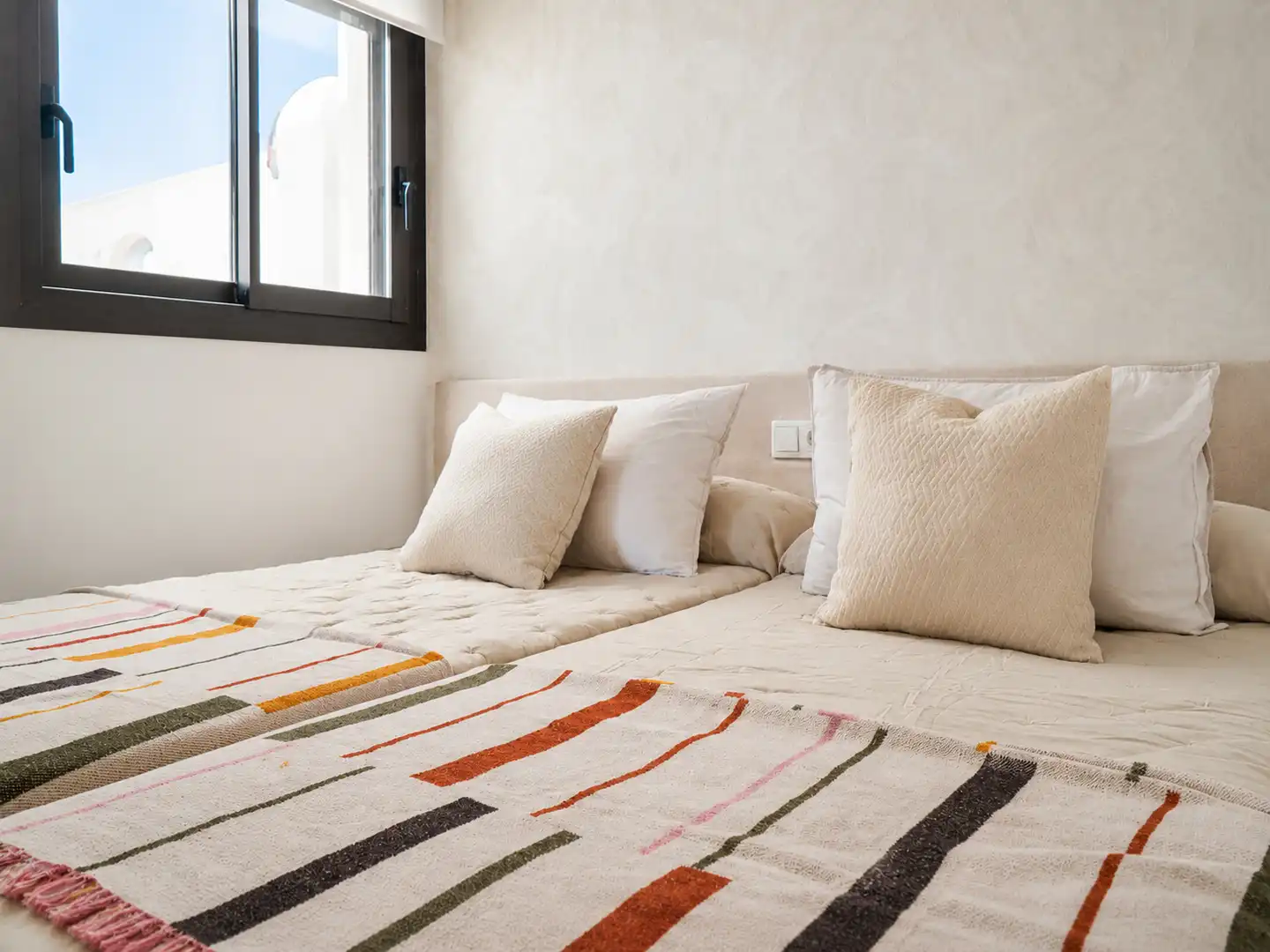Casa adosada en venta en Avenida 8 de Marzo, 13, Dolores