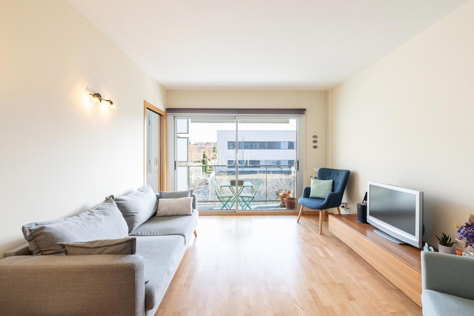 Sala d'estar de Pis en venda en Sant Cugat del Vallès amb Aire condicionat, Calefacció i Terrassa