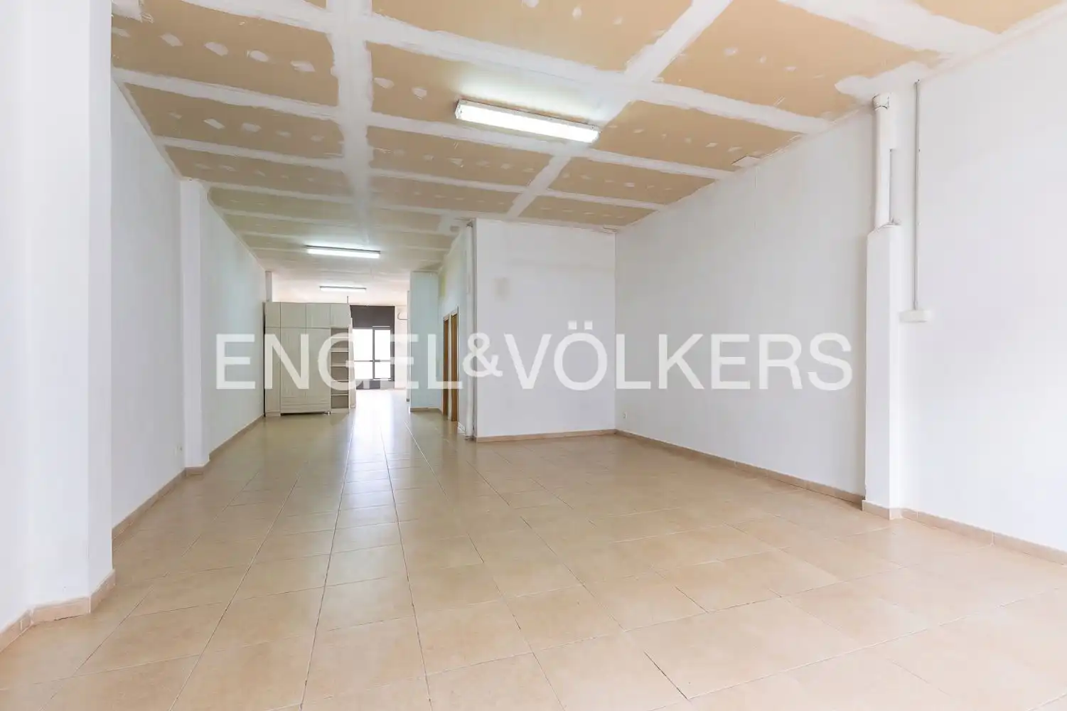 Wohnung zum Verkauf in Valencia mit Klimaanlage, Heizung und Terrasse