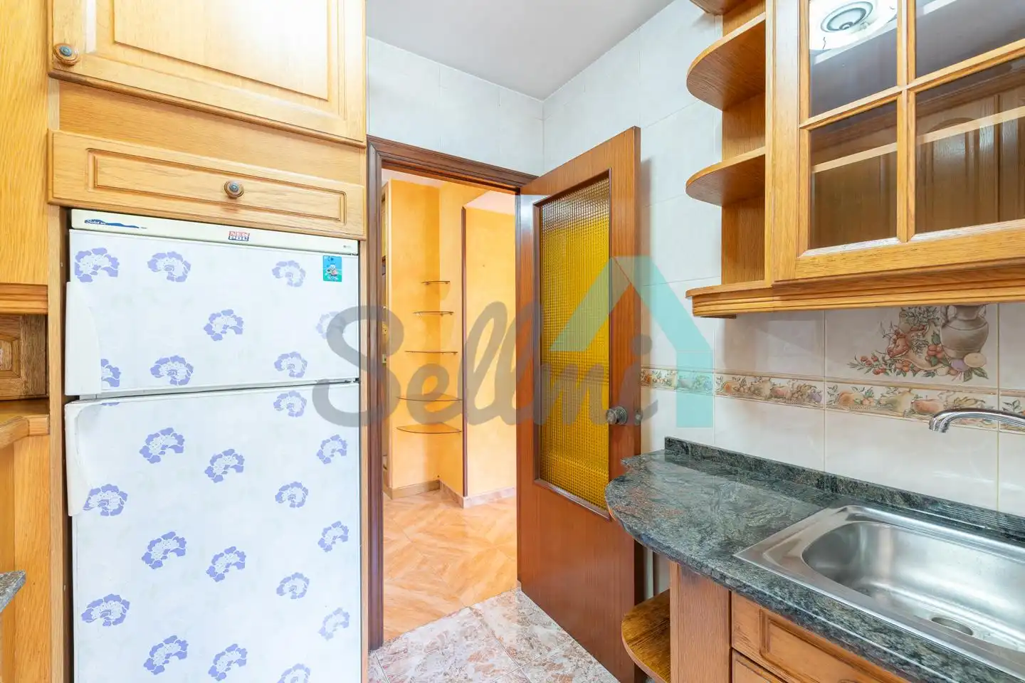 Kitchen of Flat for sale in San Martín del Rey Aurelio  with Heating, Parquet flooring and Storage room