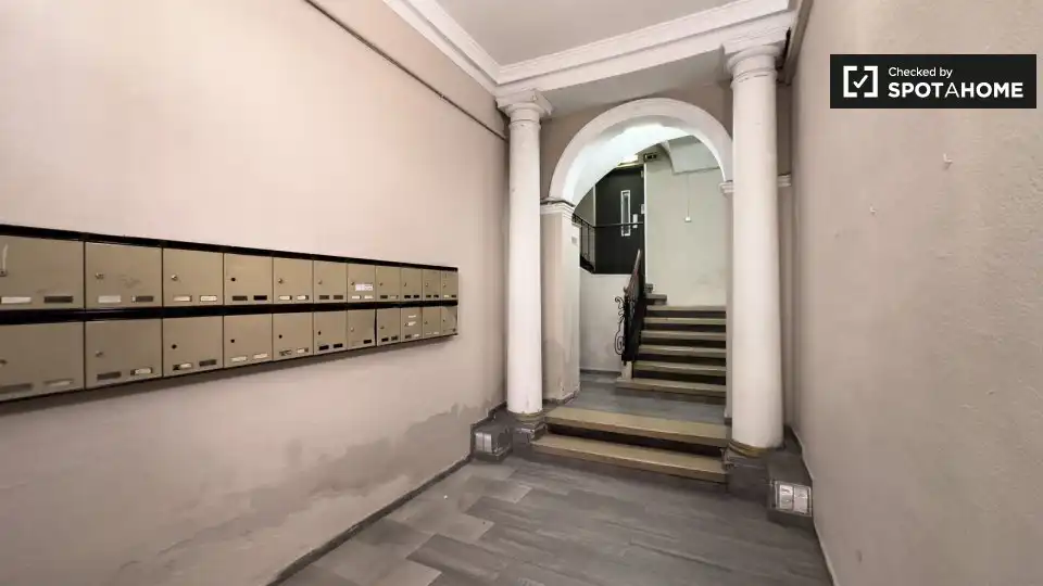 Flat with terrace to rent in Ciutat Vella, imagen 19