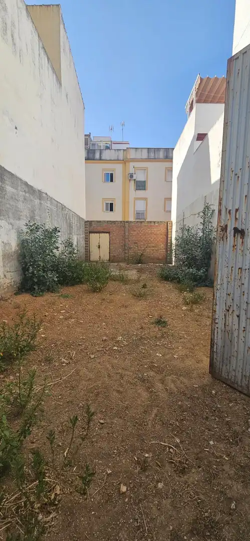 Wohnbaugrundstück zum Verkauf in Calle del Almendro, imagen 2