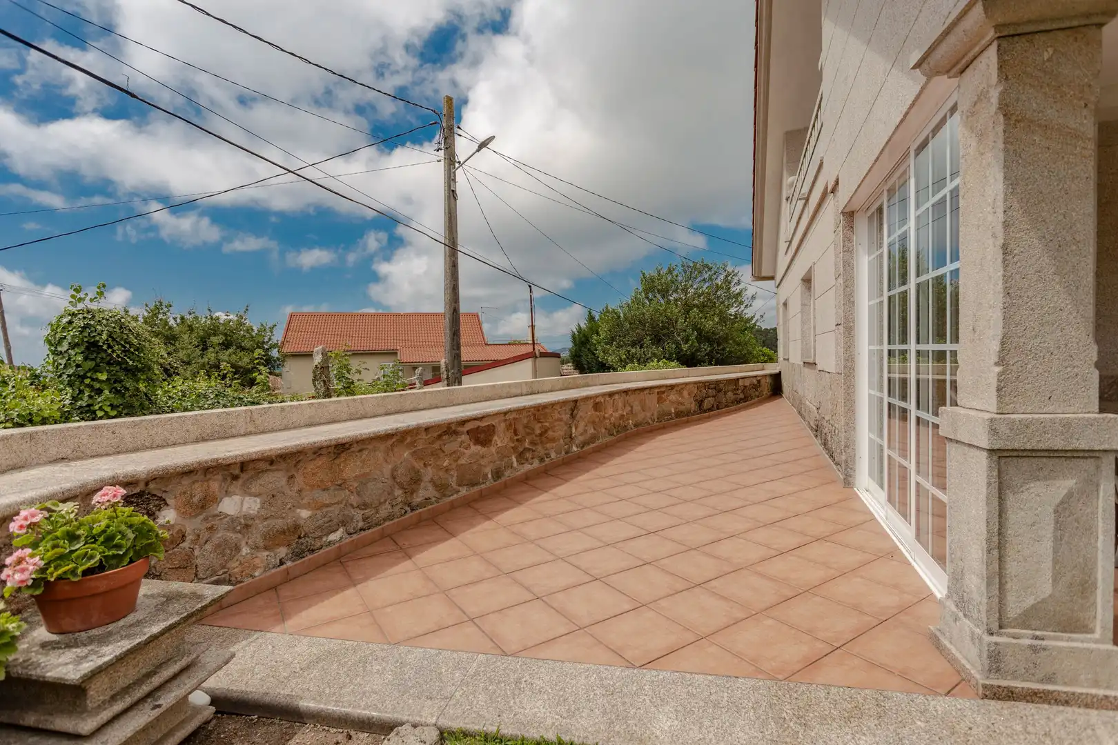 Terraza de Casa o chalet en venta en Vigo  con Calefacción, Jardín privado y Parquet