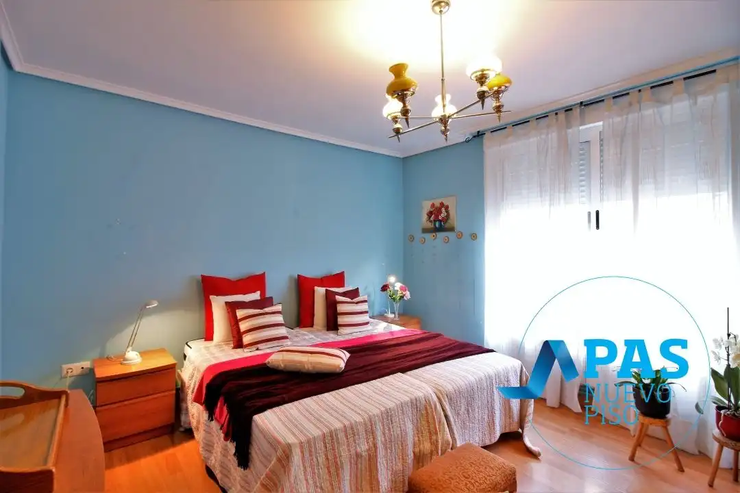 Habitación de Piso en venta en Santander con Calefacción
