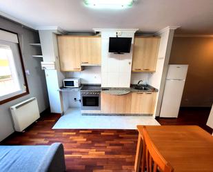 Kitchen of Apartment to rent in Vigo   with Heating, Parquet flooring and Furnished