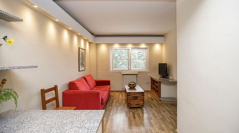Apartamento de dos habitaciones con balcón en Taialà. ALQUILER DE TEMPORADA, imatge 3