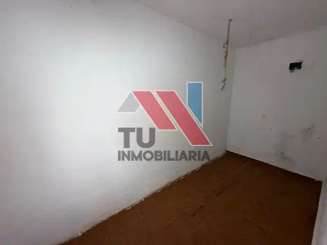 Houses for sale in Huecas  with Storage room, Swimming Pool and Alarm