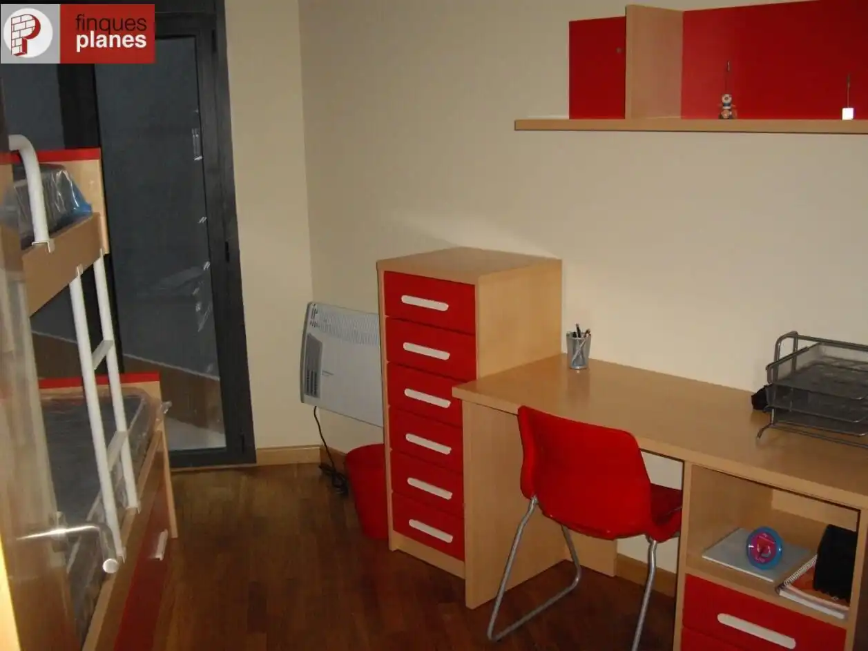 Habitación de Piso en venta en Montferrer i Castellbò con Calefacción, Terraza y Amueblado