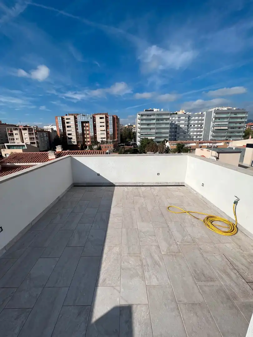Terrace of Attic for rent in Centre