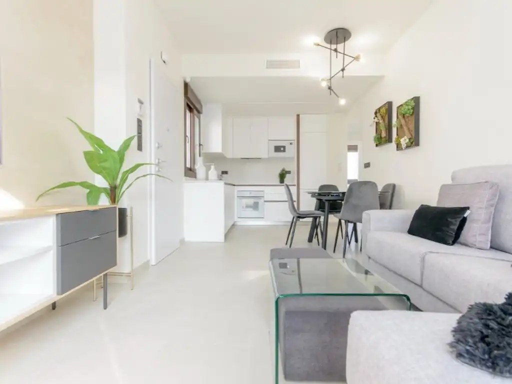 Sala d'estar de Casa o xalet en venda en Torrevieja amb Aire condicionat i Piscina