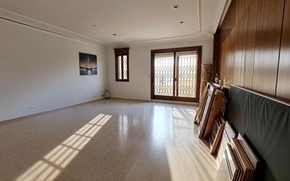 Living room of Flat for sale in  Barcelona Capital  with Balcony