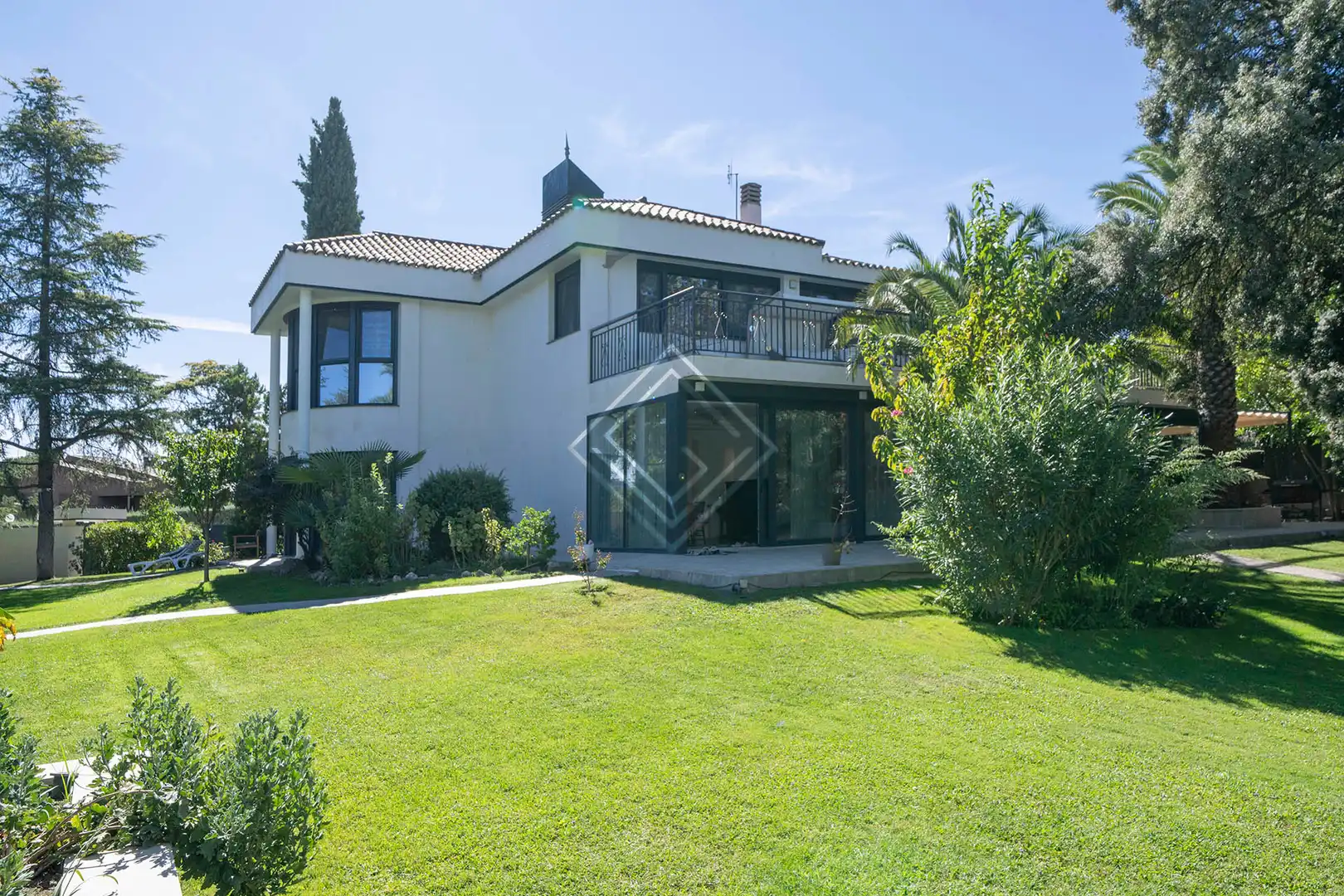 Detached house with pool for sale in Urbanización Este - Montepríncipe, imagen 7