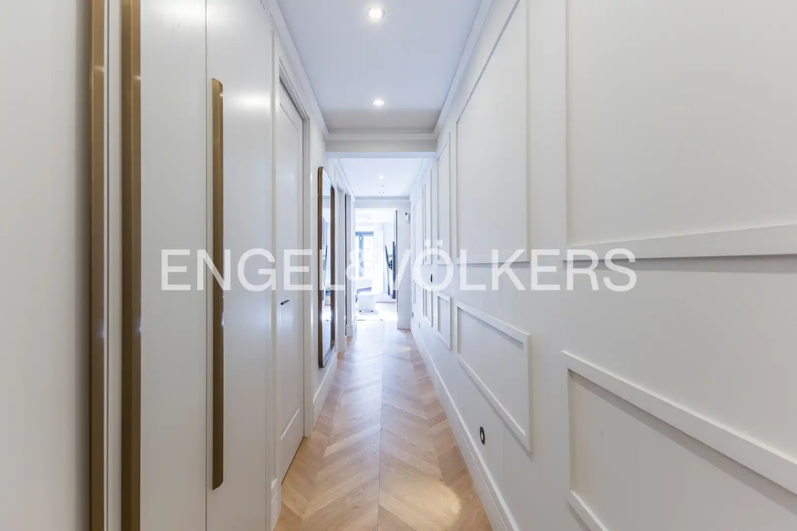 Flat for sale in Madrid  with Air Conditioner, Heating and Parquet flooring