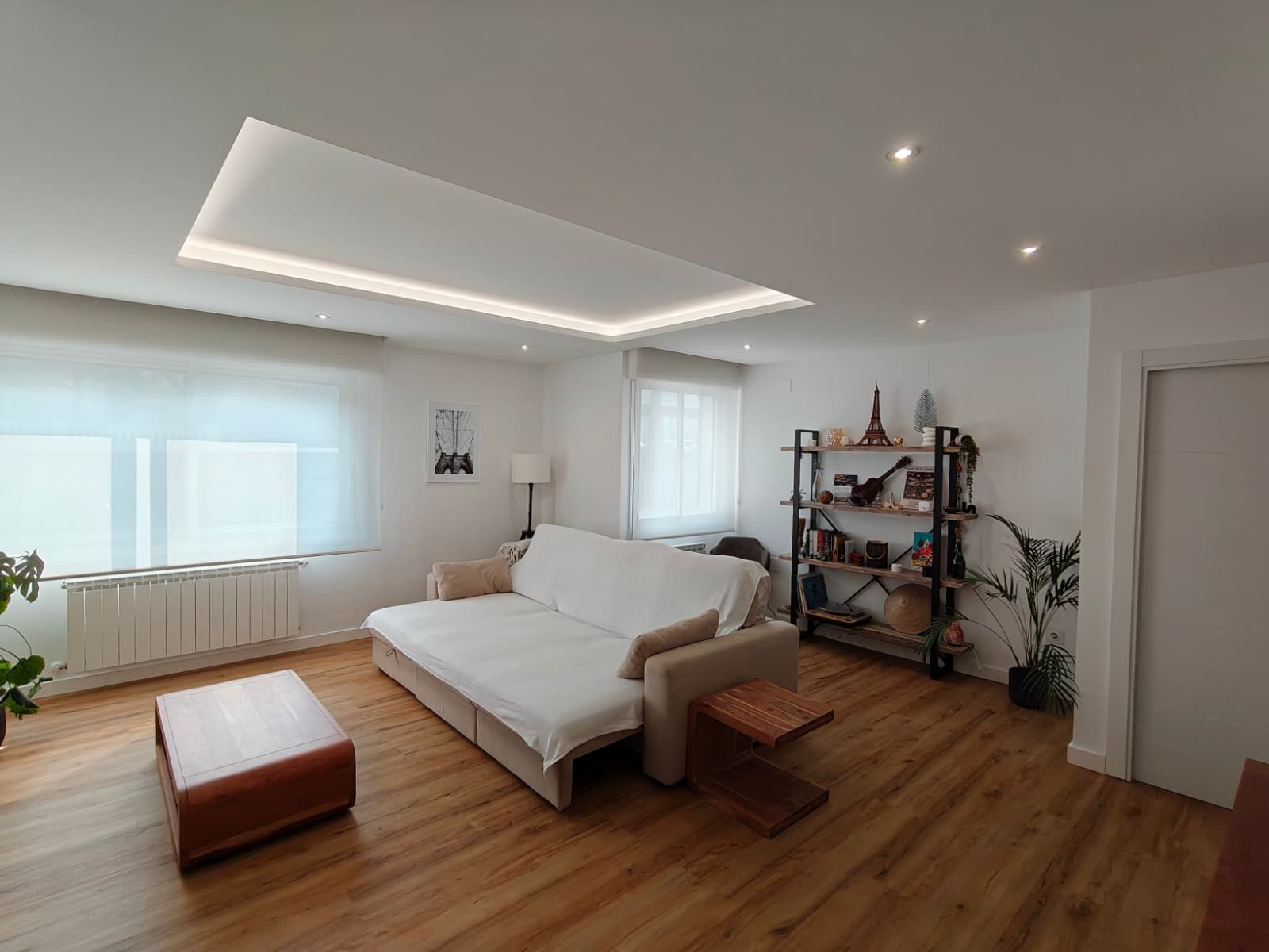 Living room of Flat for sale in Ourense Capital   with Heating, Parquet flooring and Terrace