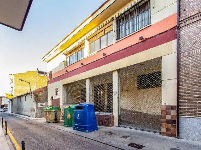 Vista exterior de Local en venta en Fuensalida