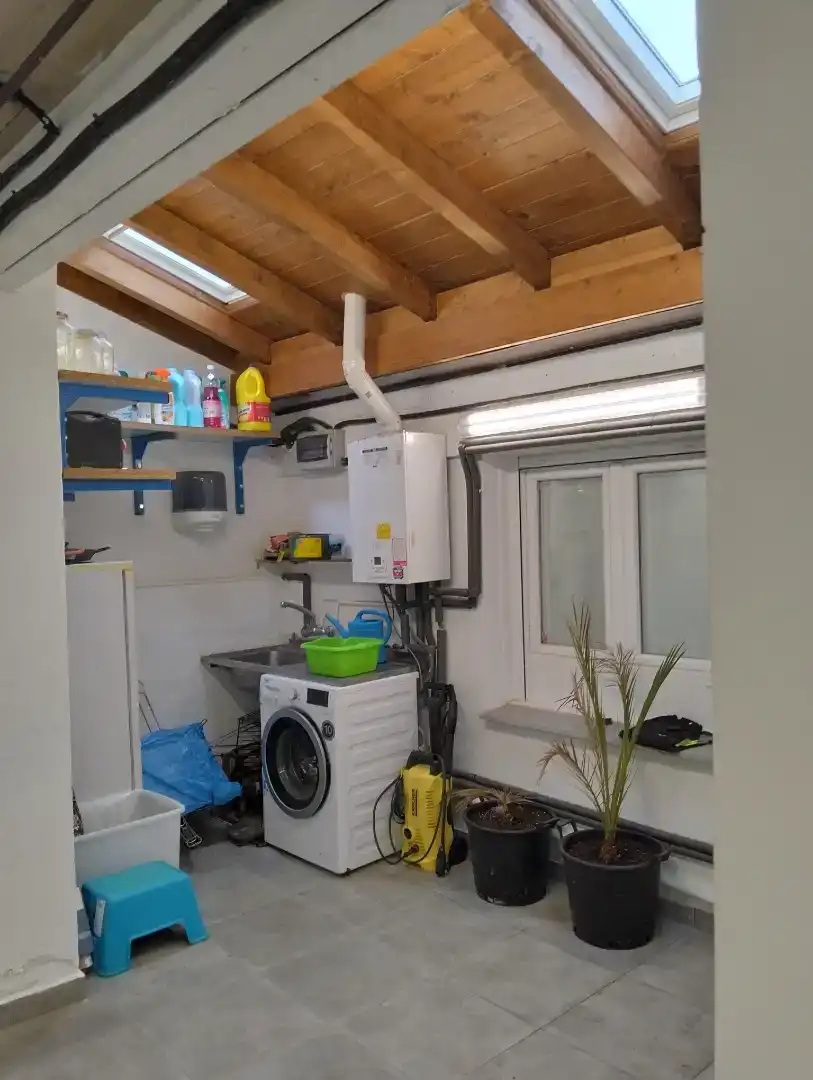 Casa adosada en venda en Vitoria - Gasteiz amb Piscina i Balcó