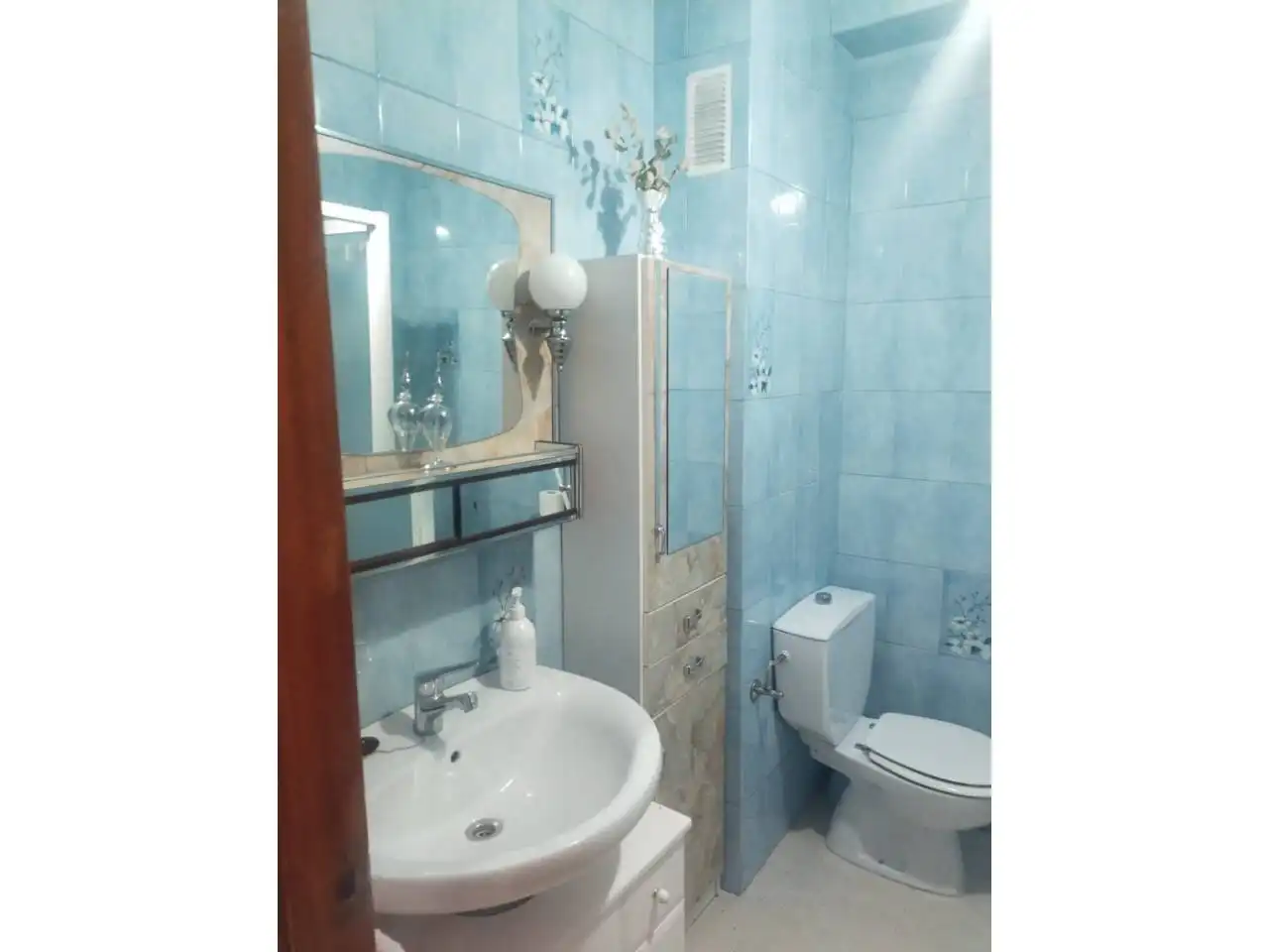 Bathroom of Flat for sale in Manzanares  with Air Conditioner, Heating and Storage room