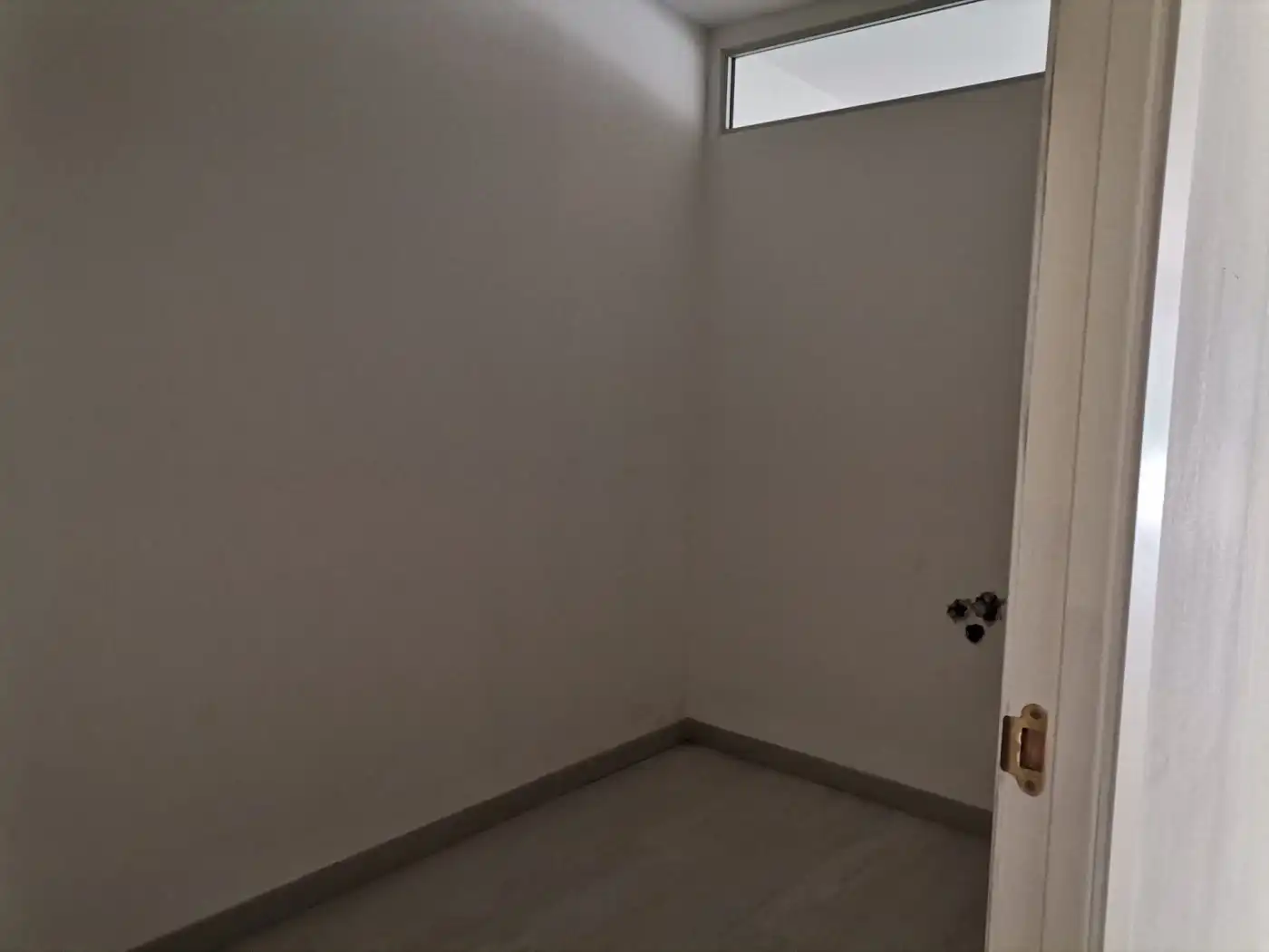 Gewerbefläche zur Miete in Avenida Banys, imagen 11