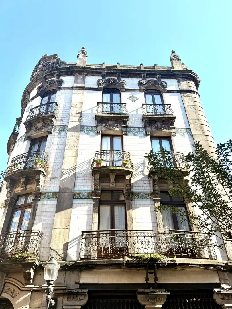 Vista exterior de Pis en venda en Gijón 