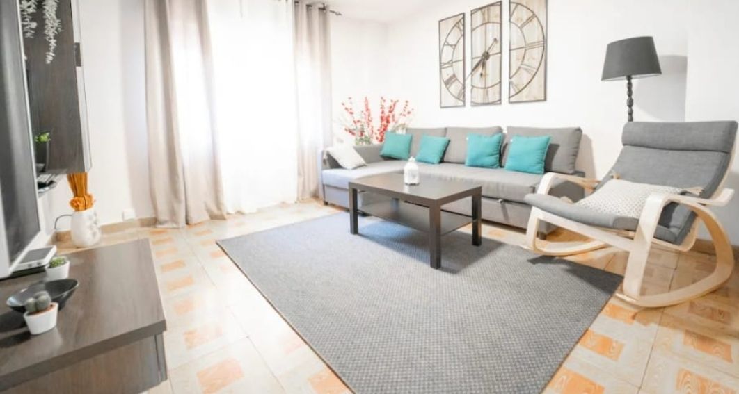 Sala d'estar de Pis en venda en Gijón  amb Calefacció