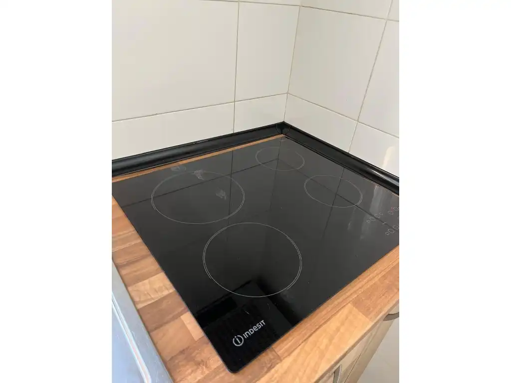 Cocina de Edificio en venta en Madrid