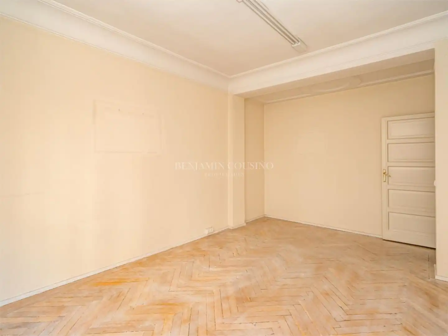 Piso en venta en Madrid con Balcón