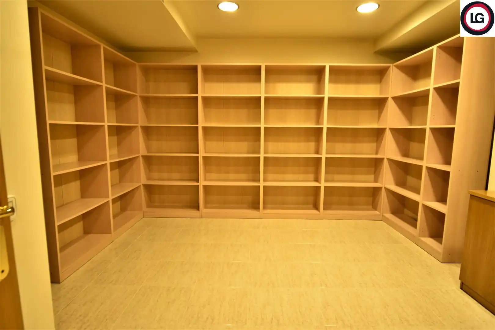 Office space with lift for sale in Pallars 6, imagen 26